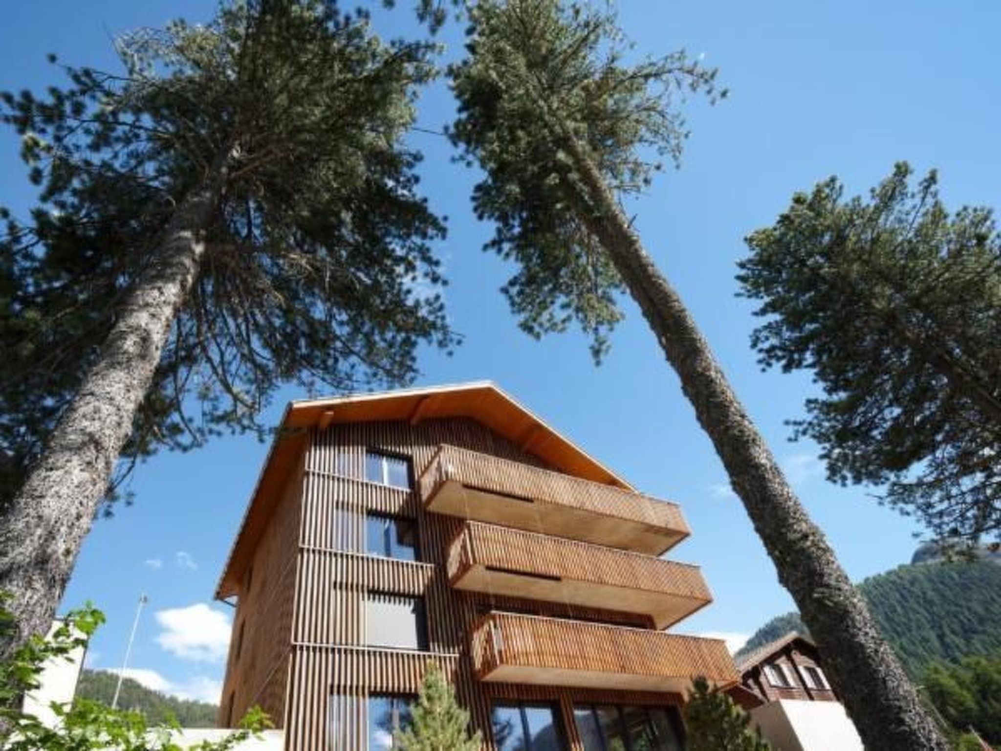 Alpine Lodge 6-Bett-Wohnung Chesa al Parc / "Bergbahnen All inklusive" im Somme Villa in Pontresina