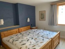 Rustiek hoekappartement in Pontresina met tuin, balkon en bergzicht - thumbnail 5
