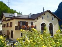 Chesa Thom: Authentiek Engadin-appartement met panoramisch uitzicht en tuin - thumbnail 1