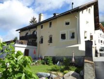 Chesa Thom: Authentiek Engadin-appartement met panoramisch uitzicht en tuin - thumbnail 3