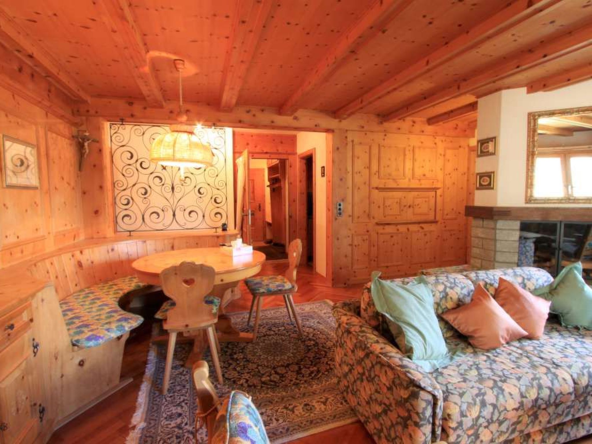 Photo of Apartment Christina - Zentrale 3.5-Zimmer-Wohnung mit Balkon in Pontresina