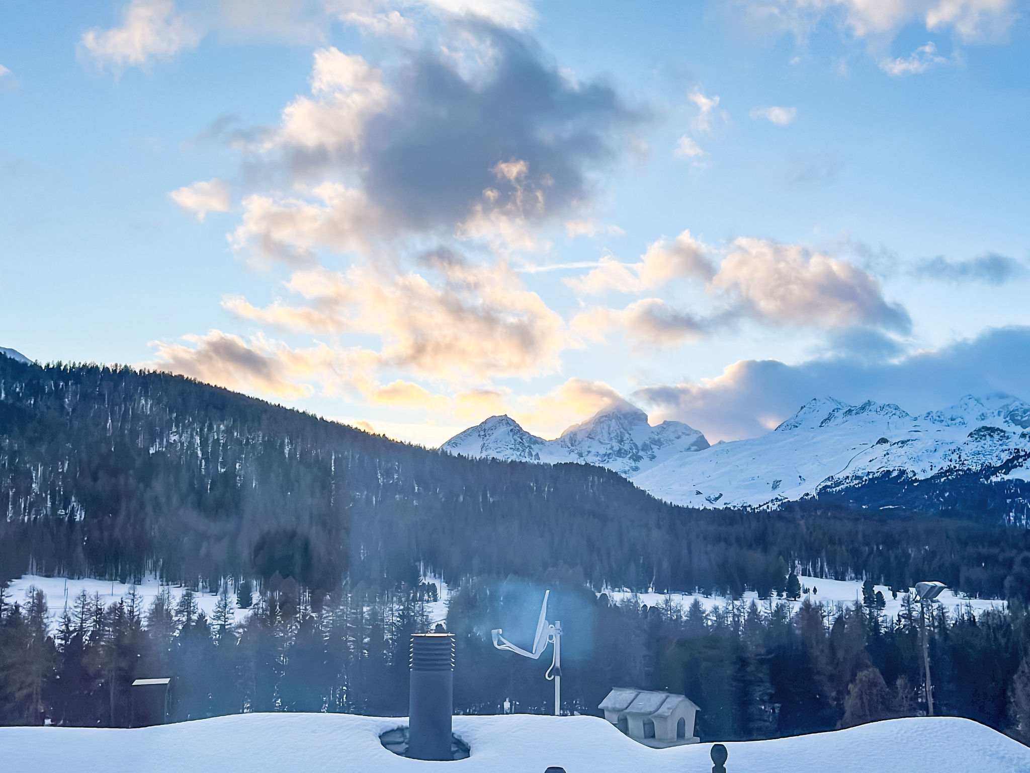 Photo of Ferienwohnung Panorama - Chesa Roseg