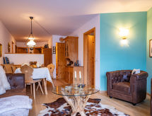 Chesa Narcissa F4: Gezellig appartement in Celerina met tuin, dichtbij piste - thumbnail 2