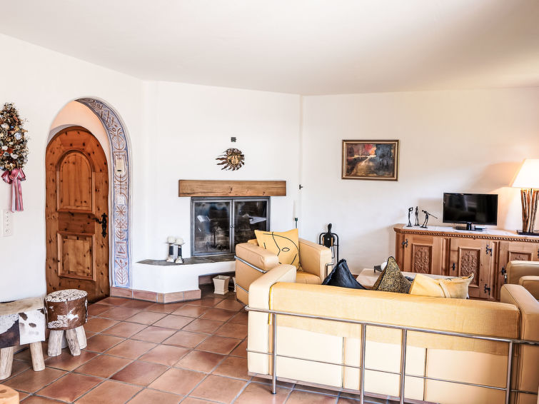 Ferienwohnung Chesa Trais Dschembers