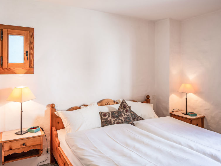 Ferienwohnung Chesa Trais Dschembers