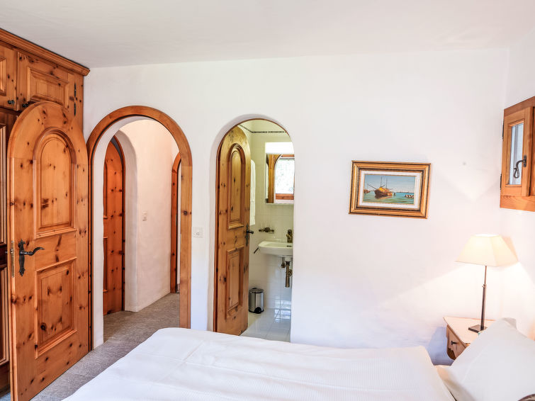 Ferienwohnung Chesa Trais Dschembers