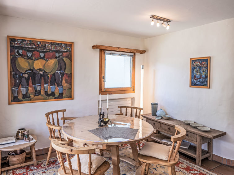 Ferienwohnung Chesa Trais Dschembers