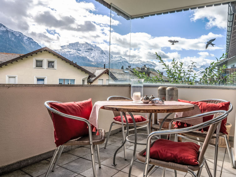 Ferienwohnung Chesa Trais Dschembers