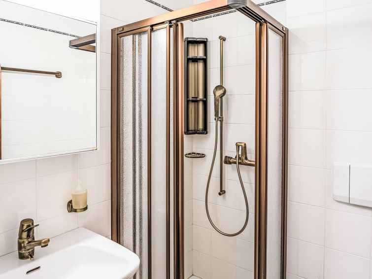 Ferienwohnung Chesa Trais Dschembers
