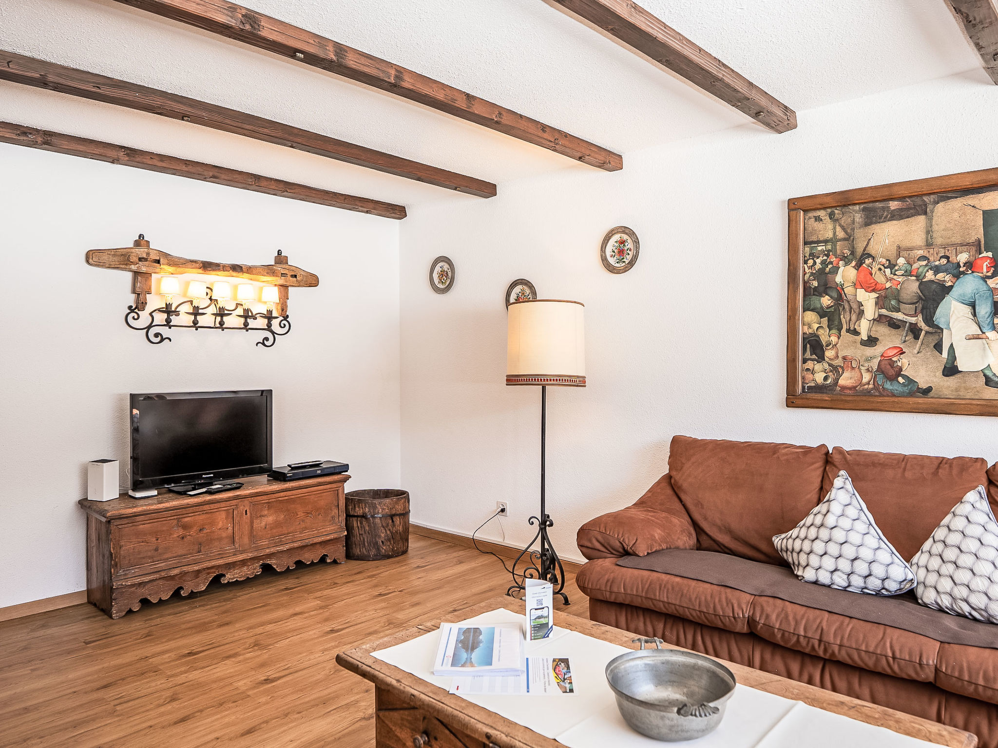 Photo of Chesa Linaria