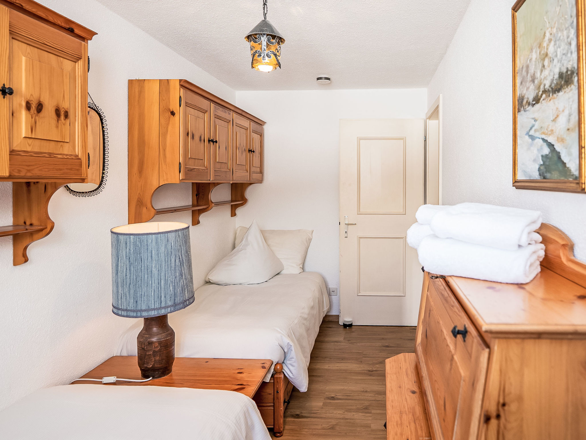 Photo of Chesa Linaria