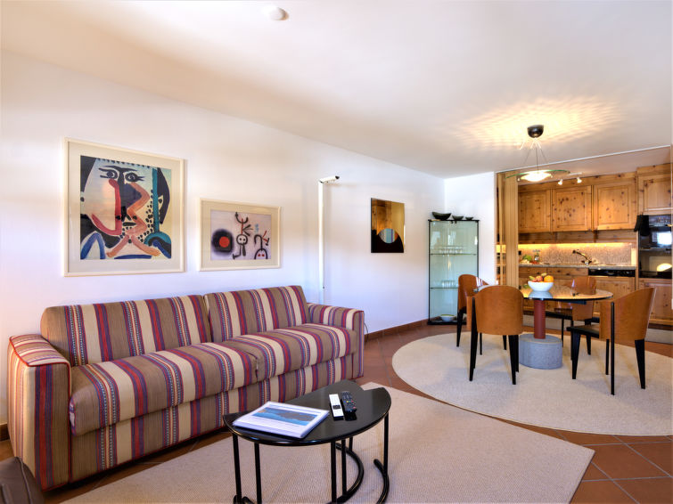 Search and Stay destination Sils im Engadin, GR - Switzerland from AU$ 446. Chesa Polaschin B - B6 - Sils