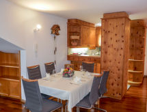Rustiek appartement voor 4 in Sils Maria, vlakbij meer en skipiste - thumbnail 1