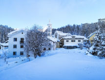 Compact 4-persoons appartement aan de skipiste in Sils Maria - thumbnail 4