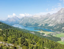 Compact 4-persoons appartement aan de skipiste in Sils Maria - thumbnail 6