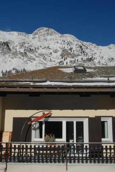 Vakantiehuis op 1,0 km van het meer in Sils Maria met bergzicht in Sils Maria