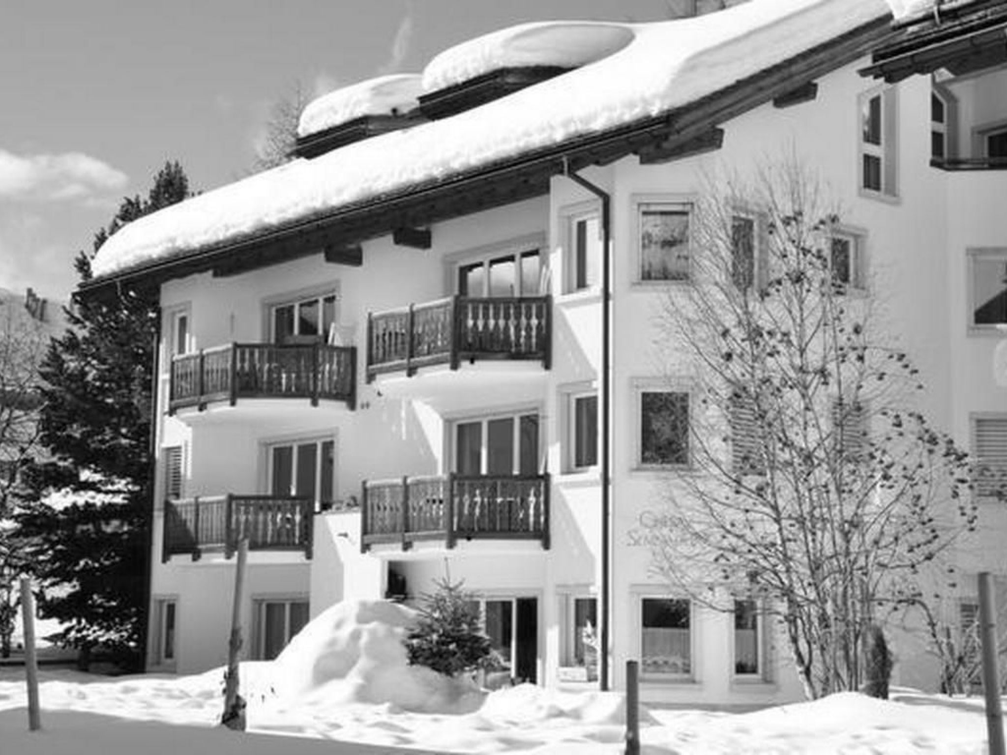 Chesa Semnadur H2-Binnen