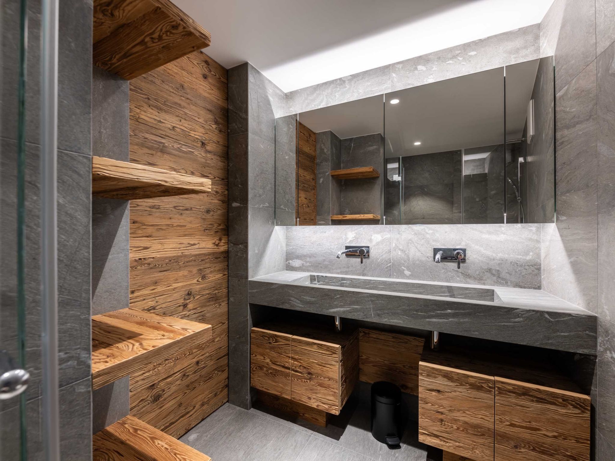 Chesa Curtinella 21-Image-tags.info