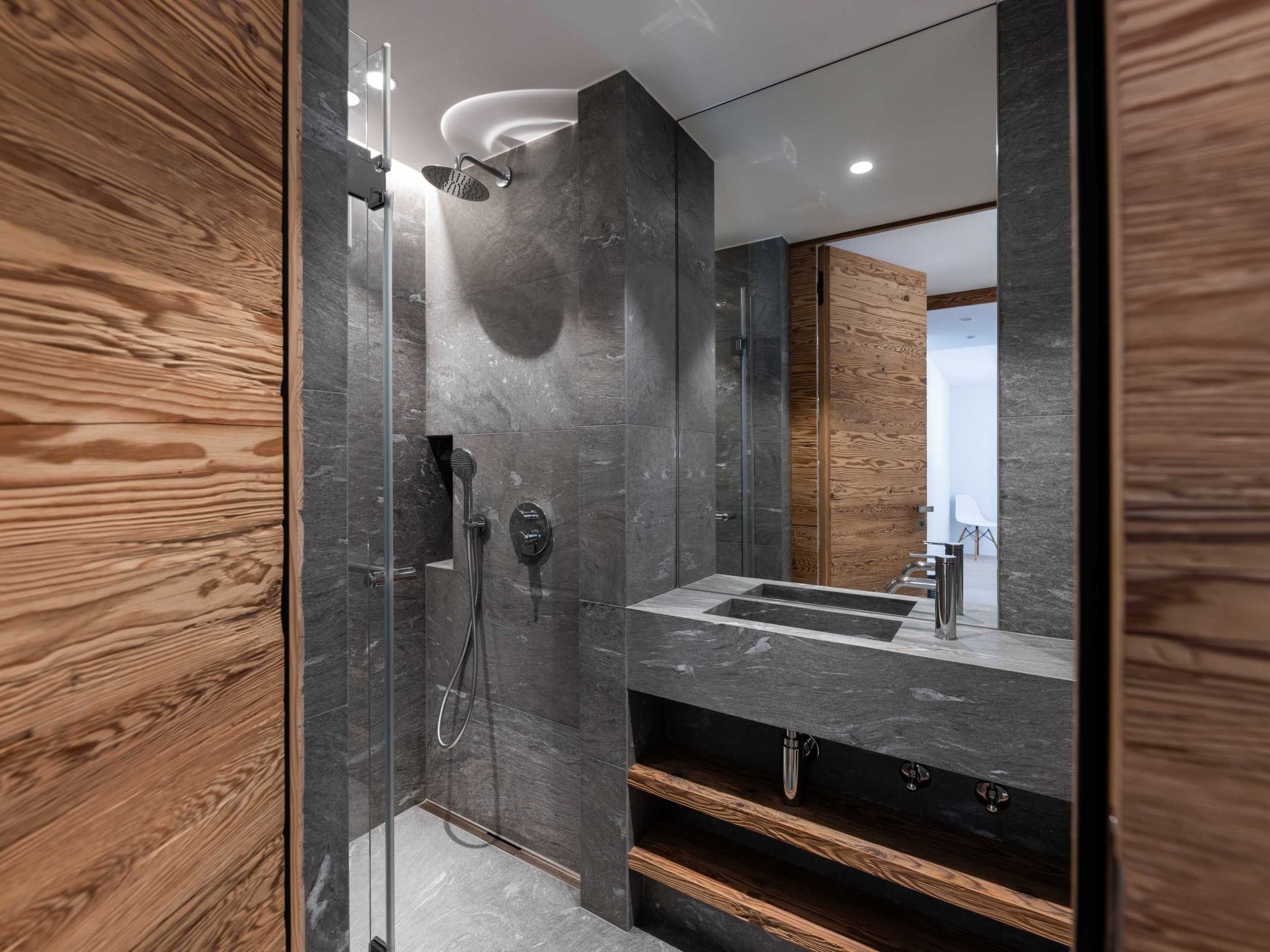 Chesa Curtinella 21-Image-tags.info