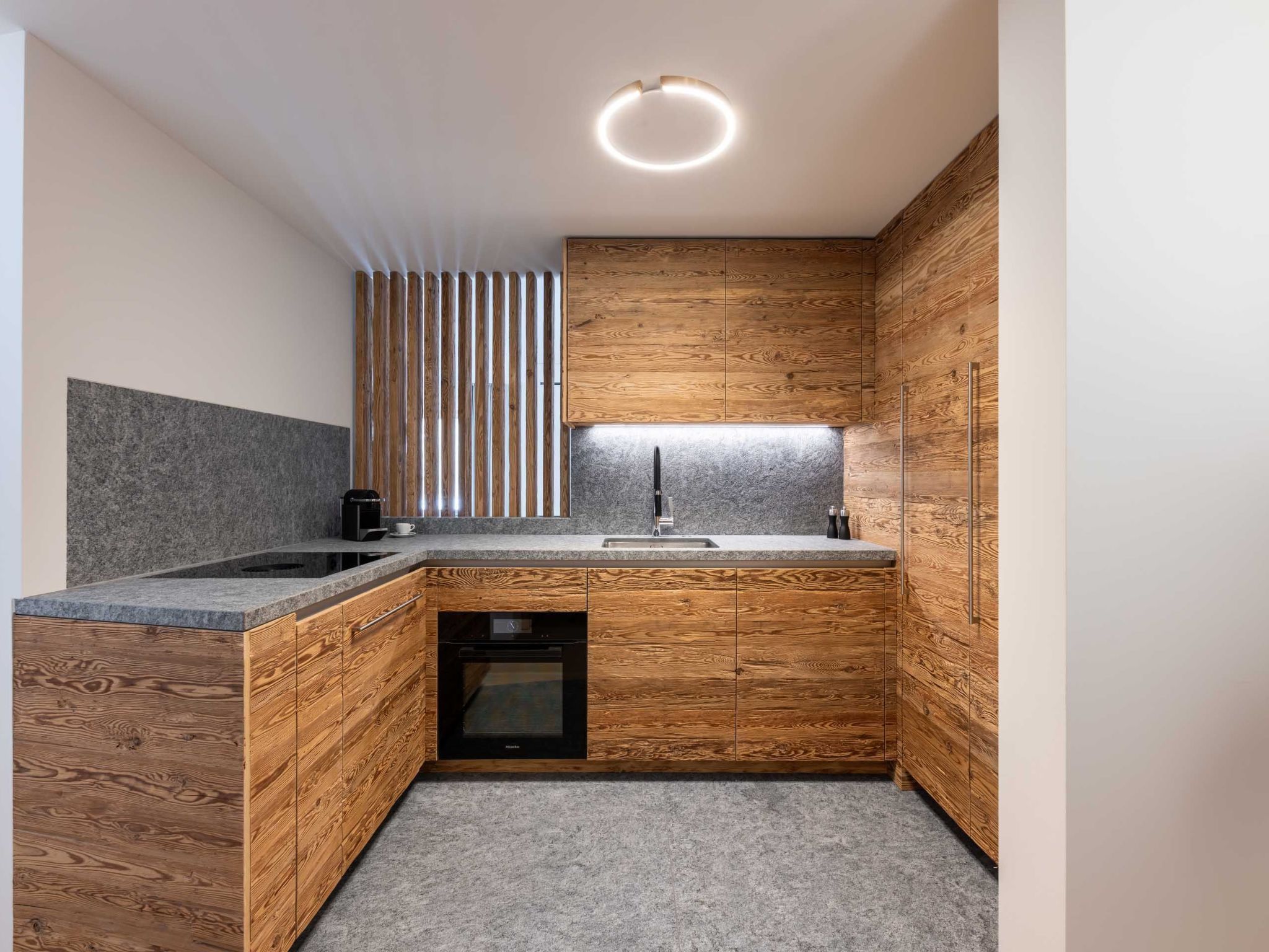 Chesa Curtinella 21-Image-tags.info