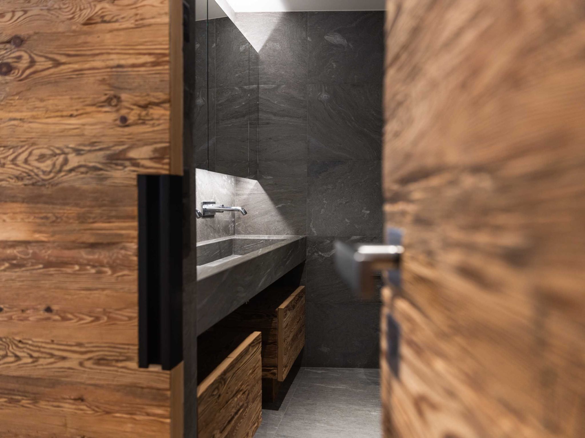 Chesa Curtinella 21-Image-tags.info