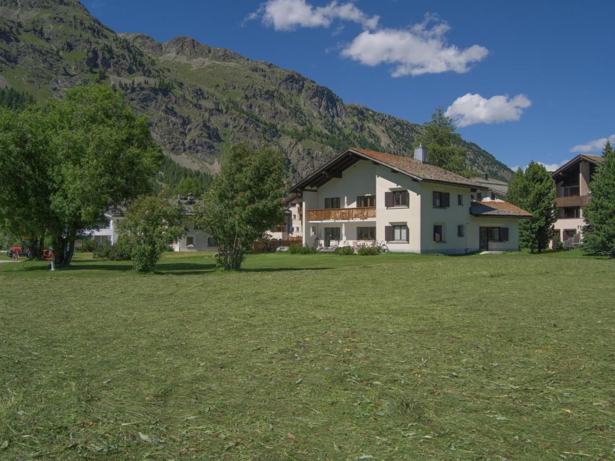 Chesa Flur Sulagl 1-Image-tags.info