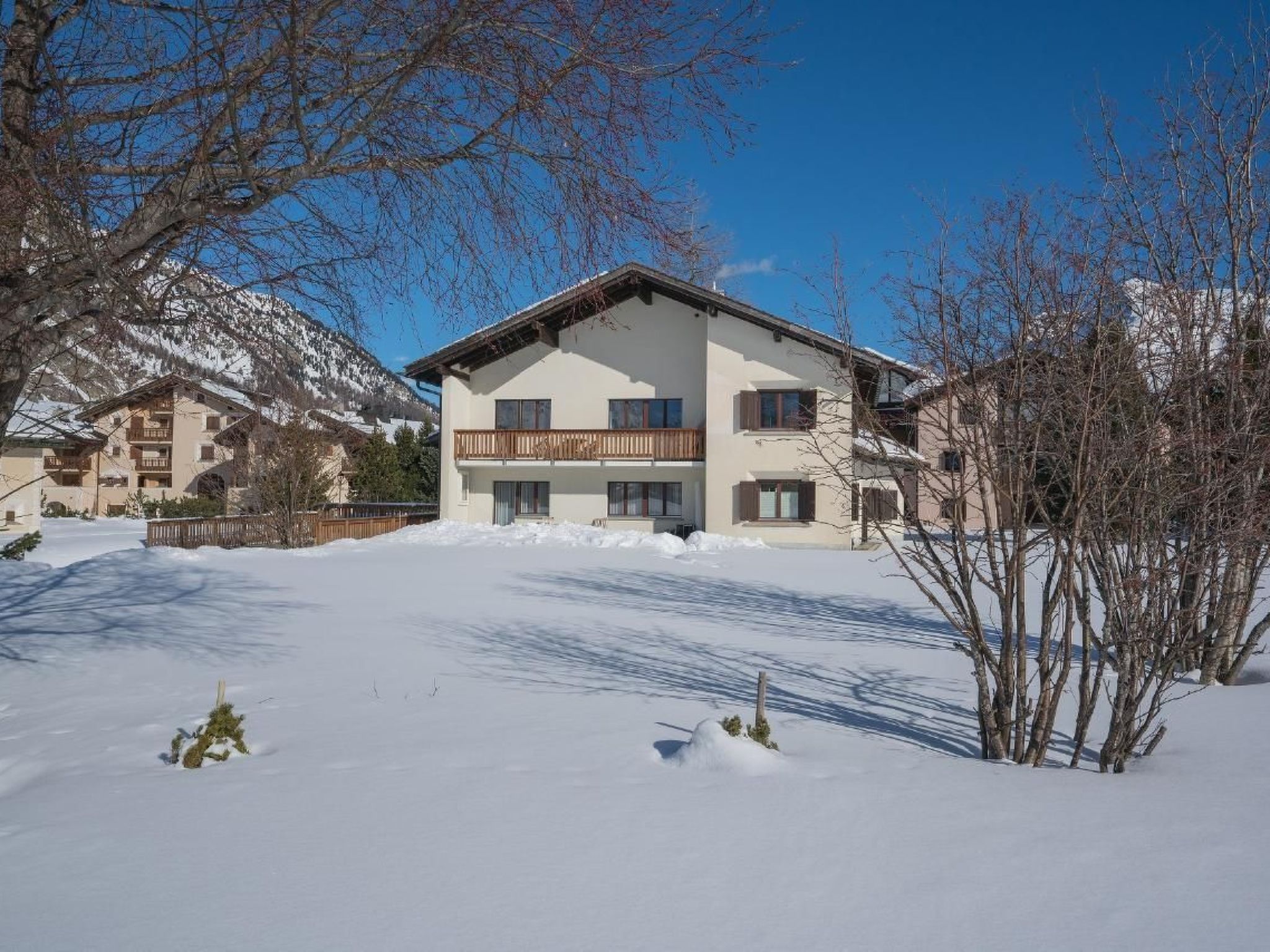 Chesa Flur Sulagl 1-Image-tags.info