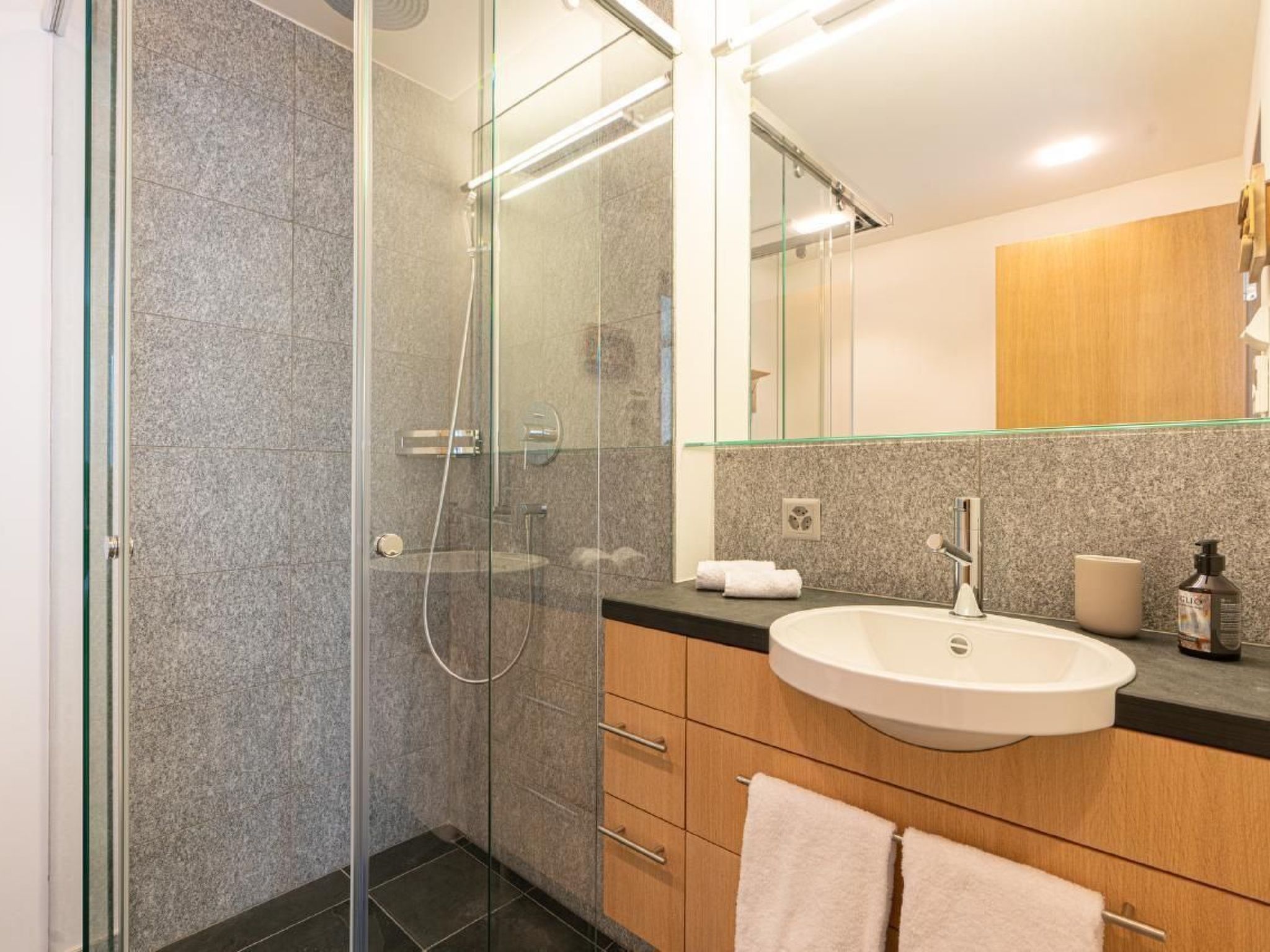 Edelweiss 5.3-Image-tags.info