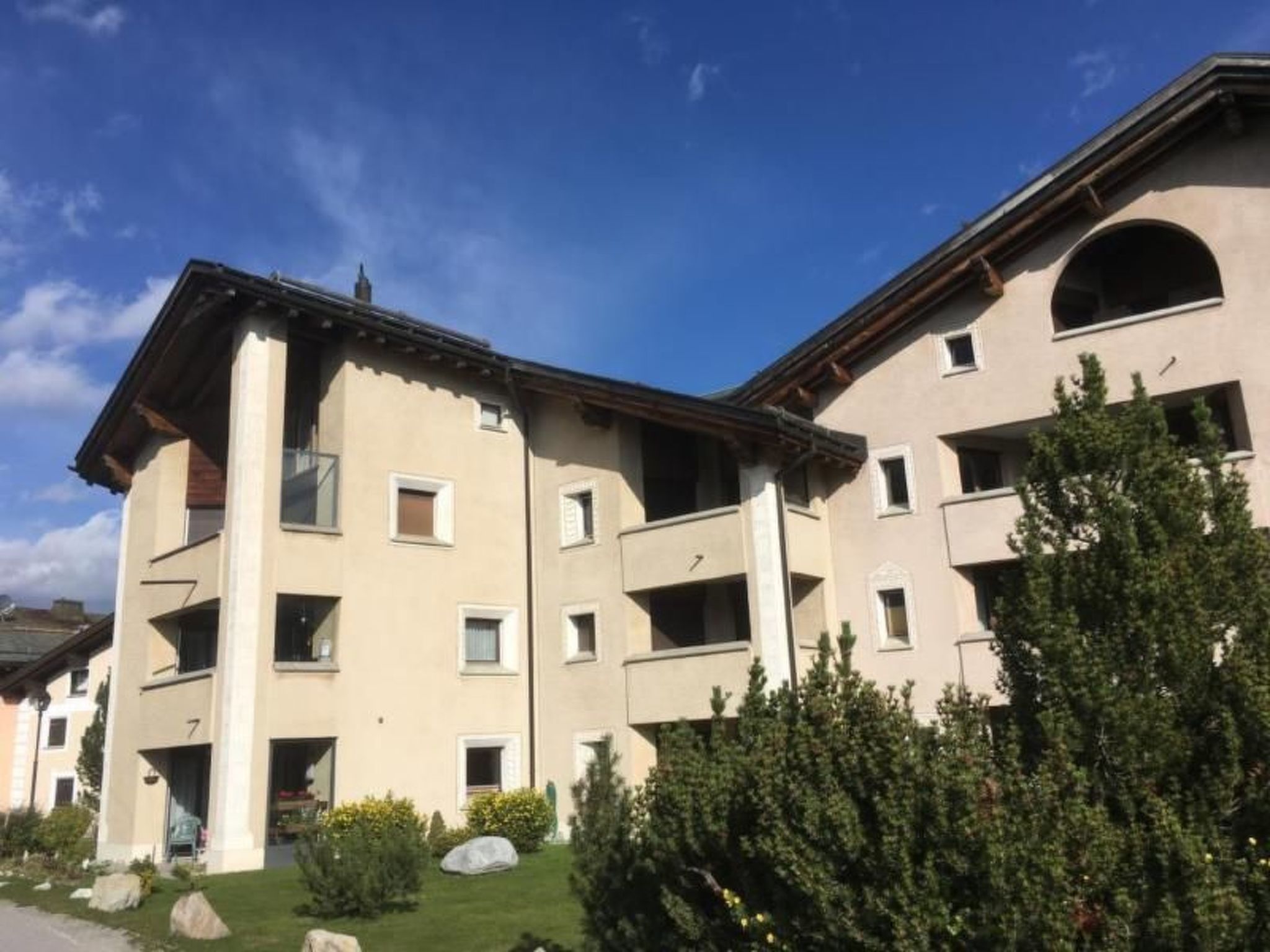 Chesa Cravunera-Image-tags.info