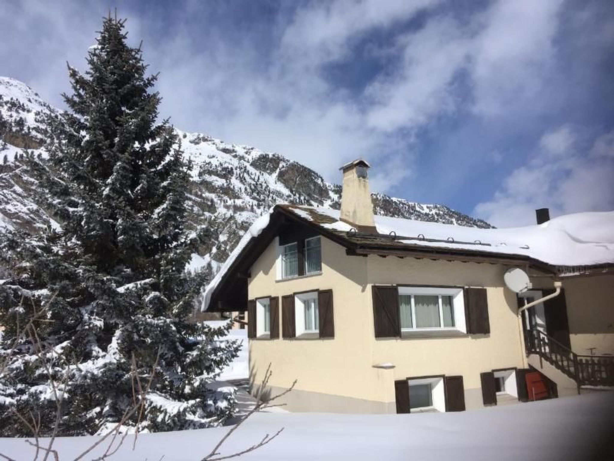 Chesa Lagrev 1-Image-tags.info