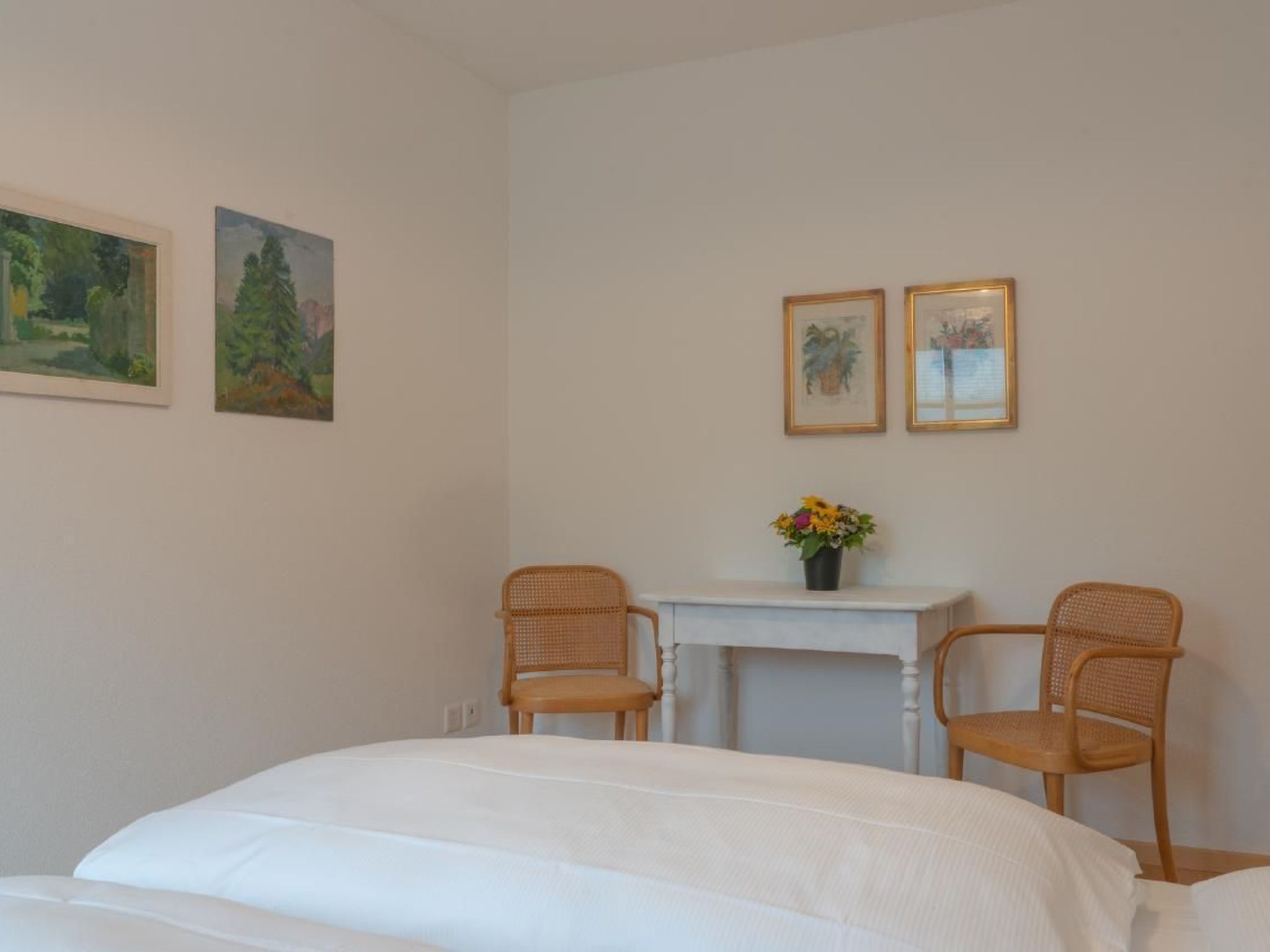 Chesa Clos-Image-tags.info