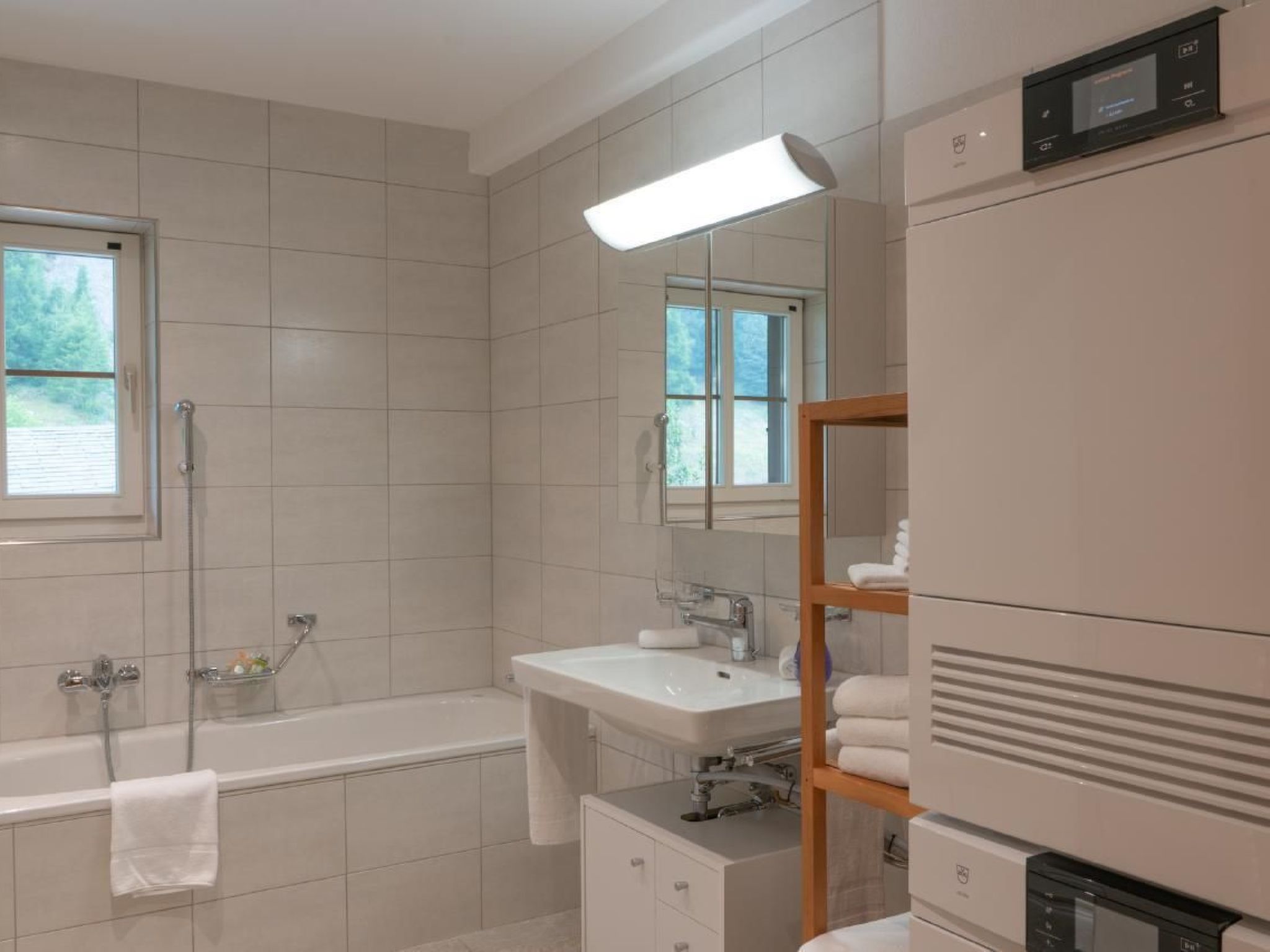 Chesa Clos-Image-tags.info