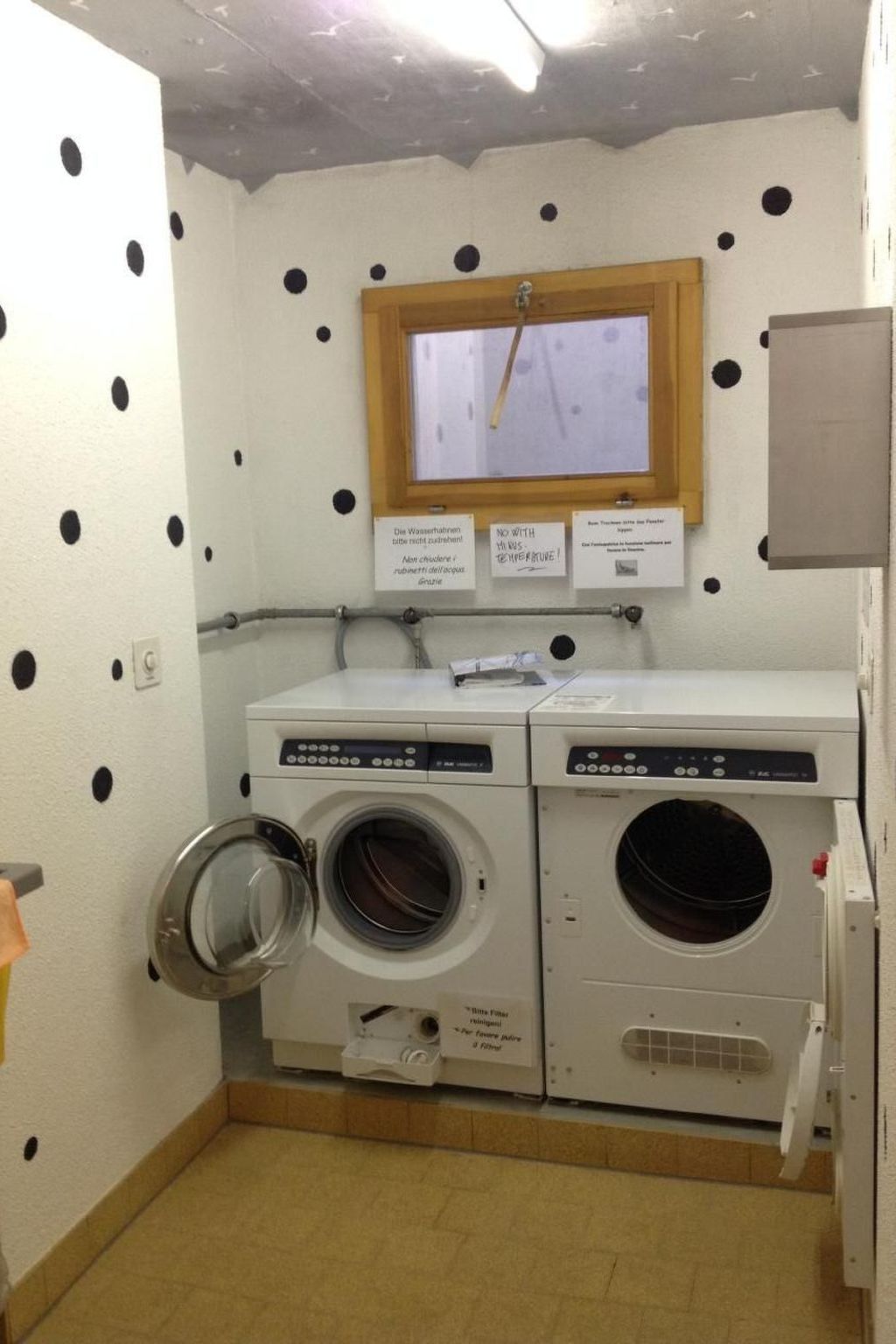 Studio Genziana-Image-tags.info