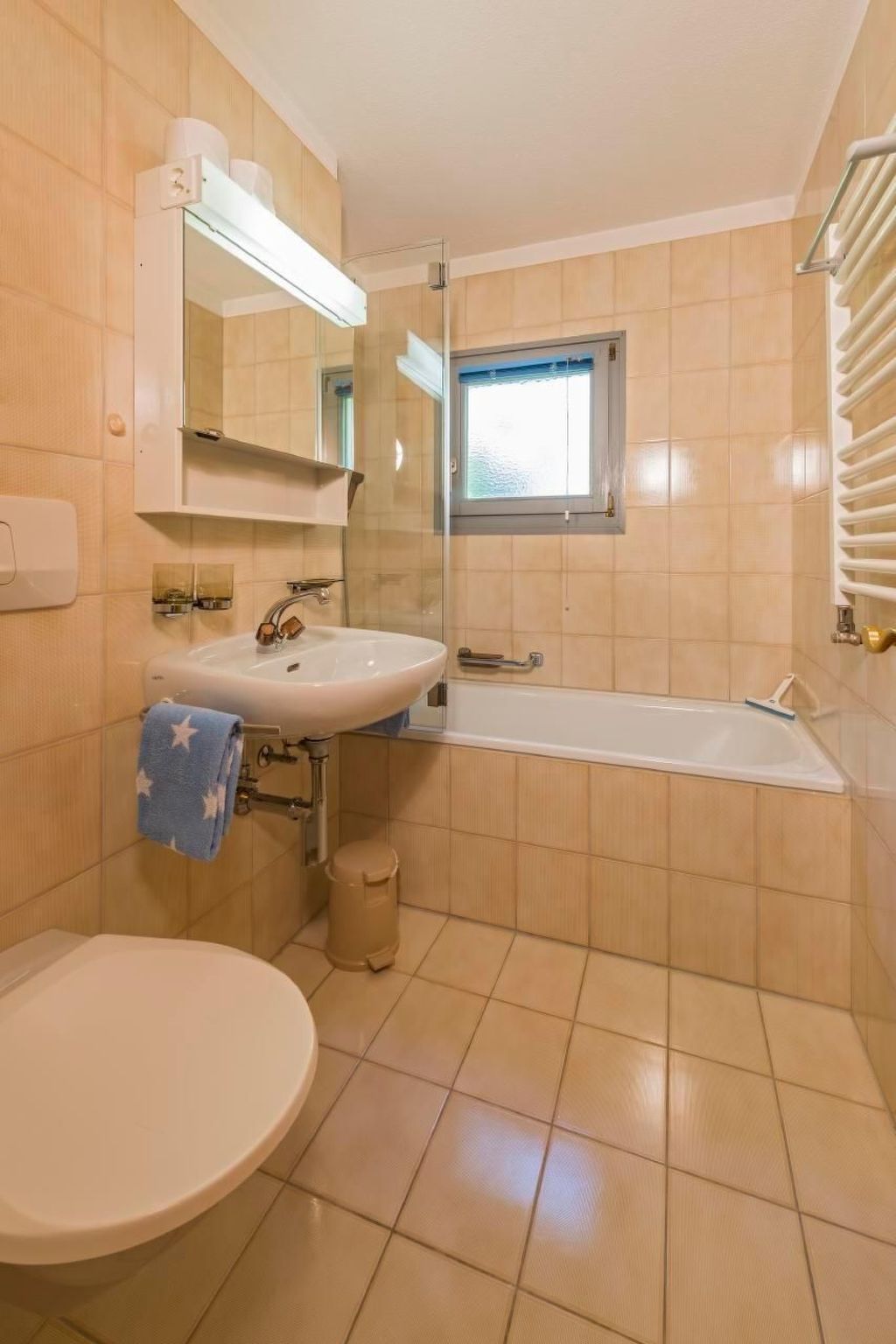 Pra d'Sura 211-Image-tags.info