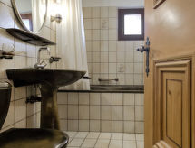 Ferienwohnung Chesa Chanella 5