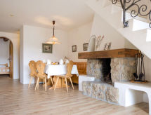 Ferienwohnung Chesa Chanella 5