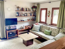 Rustiek appartement voor 6 personen aan de golfbaan in La Punt-Chamues-ch - thumbnail 5
