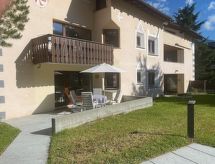 Rustiek appartement voor 6 personen aan de golfbaan in La Punt-Chamues-ch - thumbnail 3