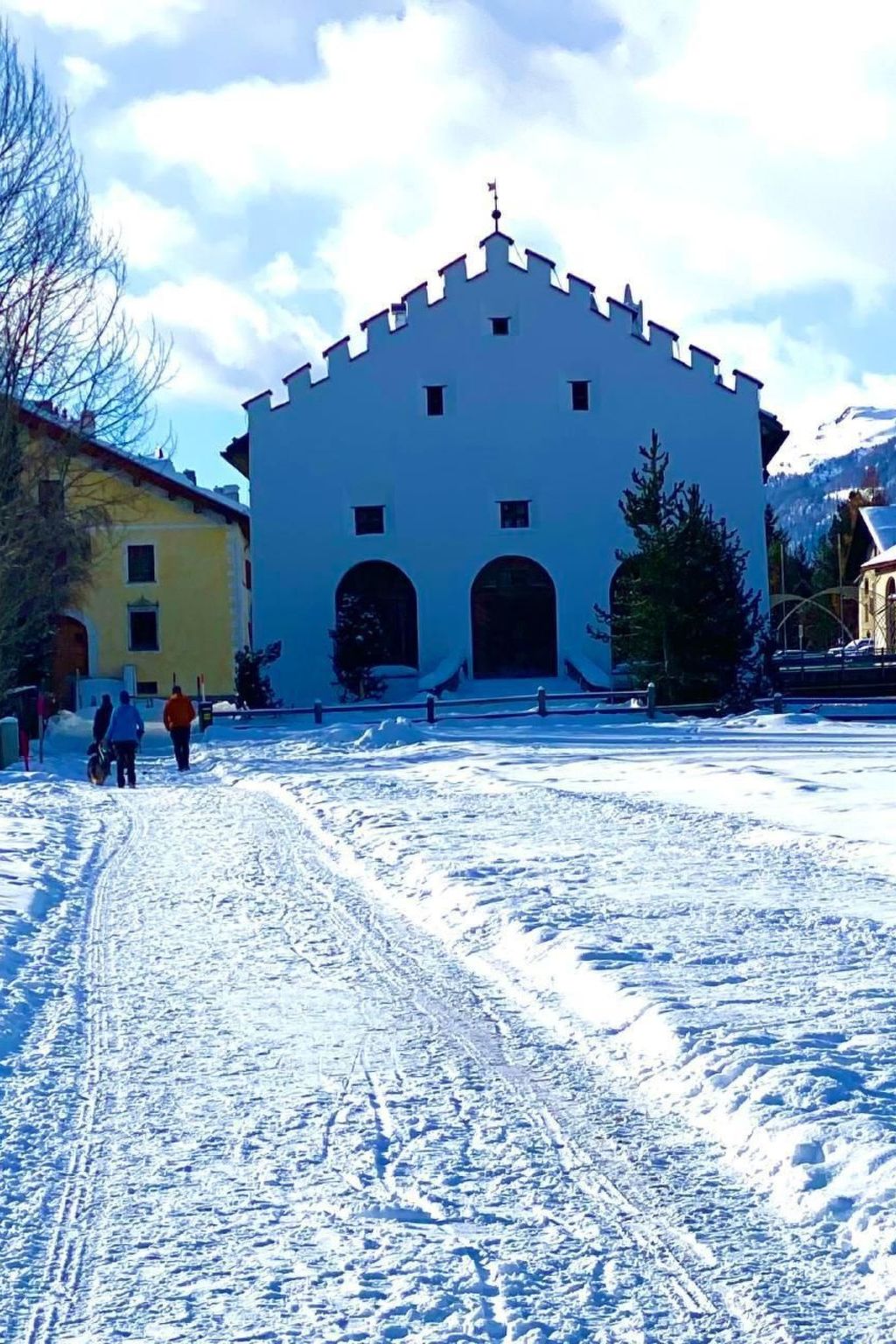 Chesa Ladina-Image-tags.info