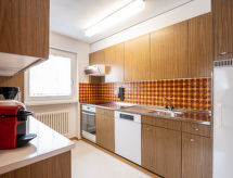 Chesa Clüs 6: Sfeervol appartement in Zuoz met tuin, dichtbij golfbaan en skilift - thumbnail 4