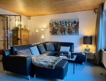 Chesa Sur En: Authentiek 6-persoons appartement in het hart van Zuoz - thumbnail 4
