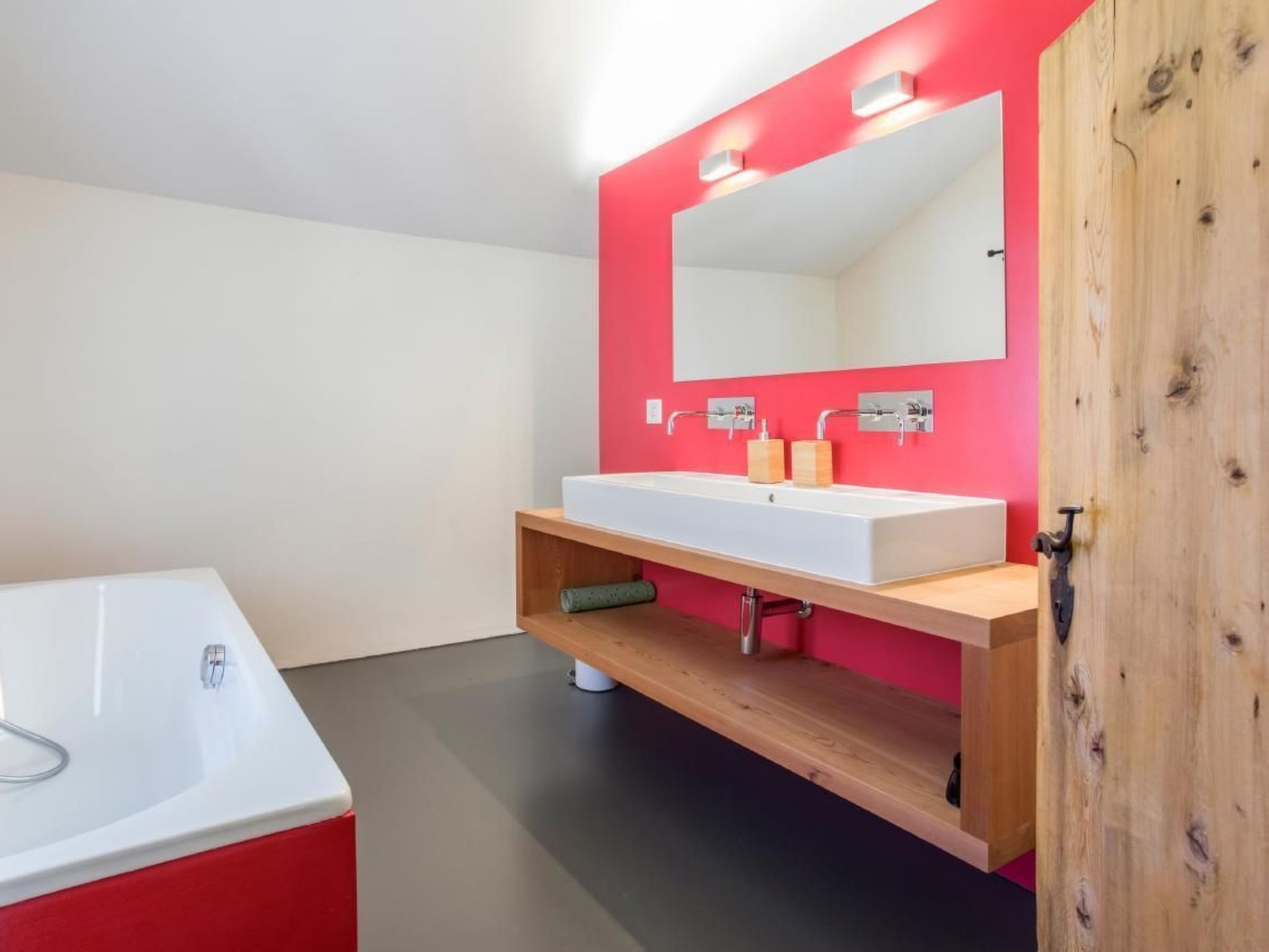 Chesa Paulina-Image-tags.info