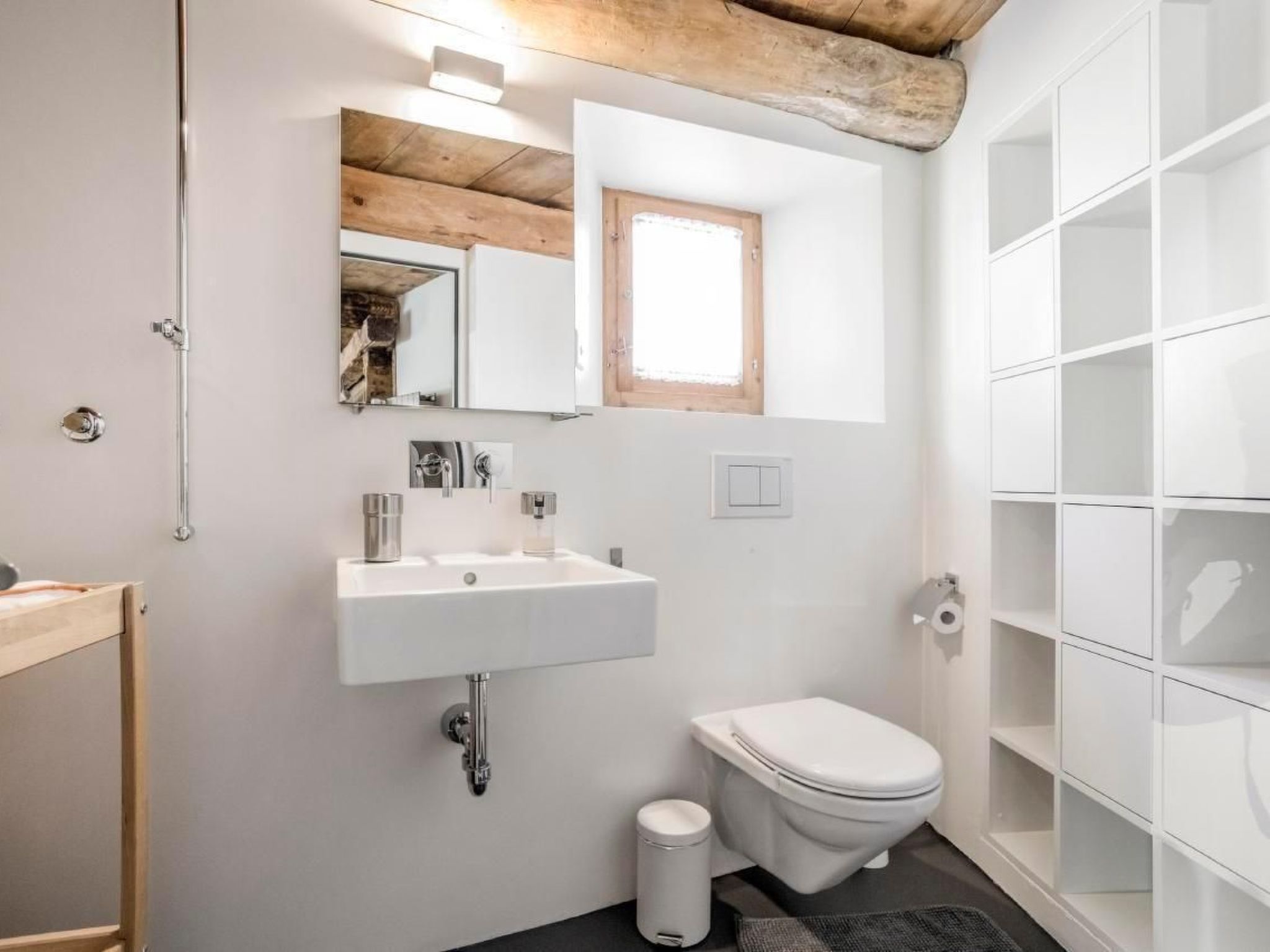 Chesa Paulina-Image-tags.info