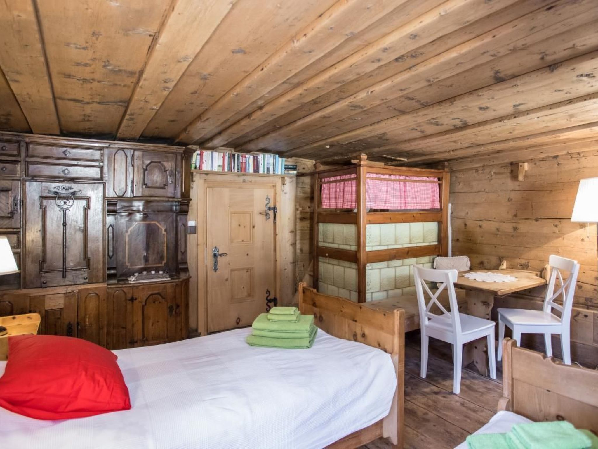 Chesa Paulina-Image-tags.info