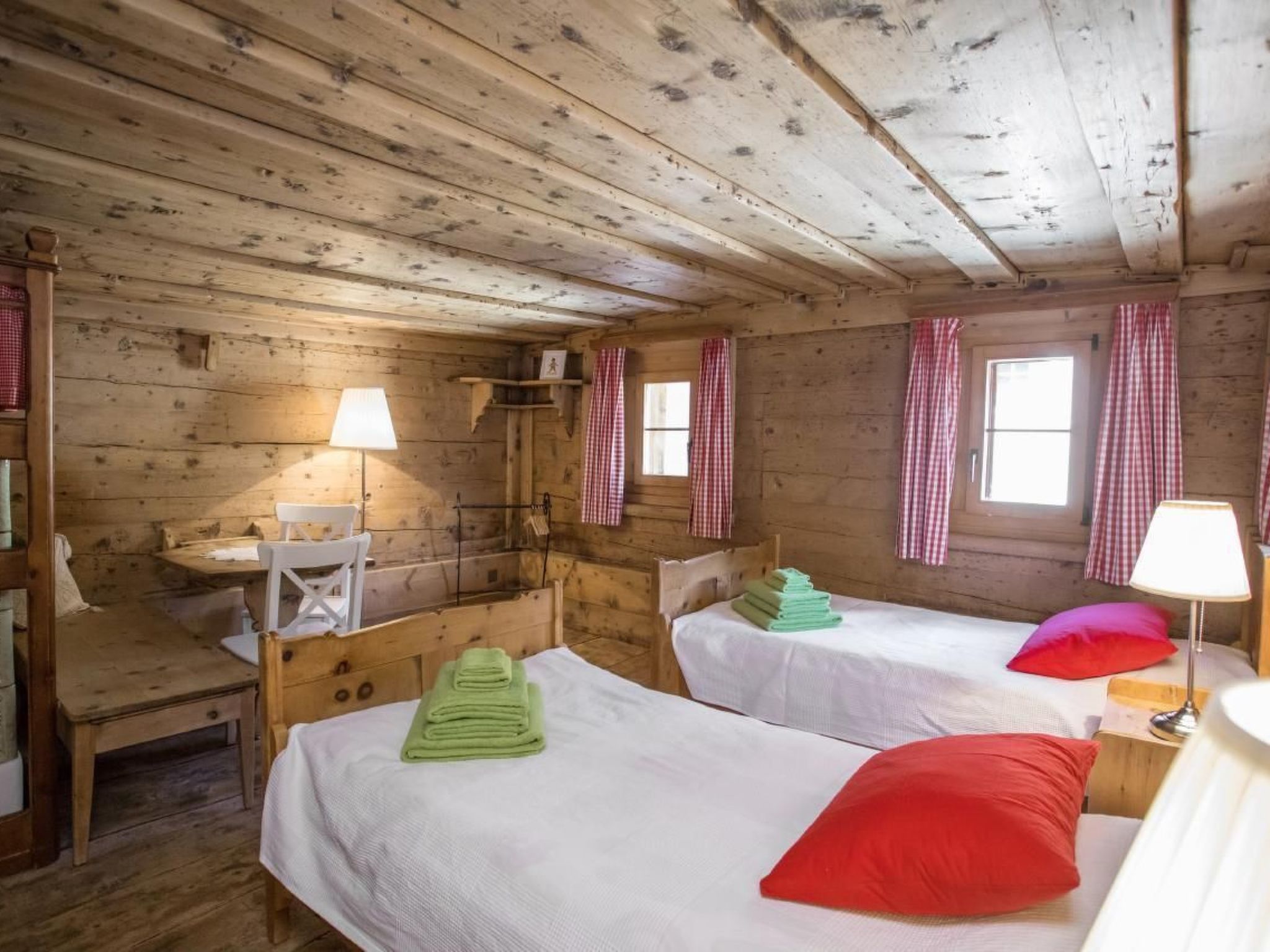 Chesa Paulina-Image-tags.info