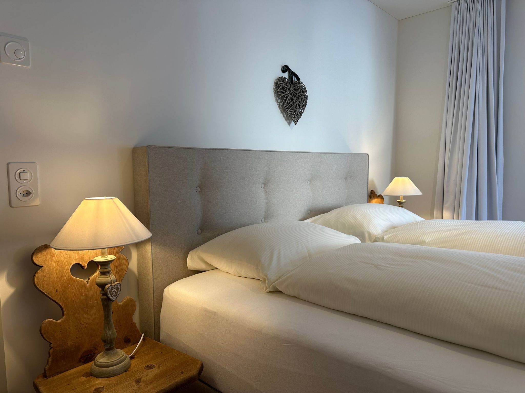 Chesa Unica - Terrassa mit Wellness - Dedans