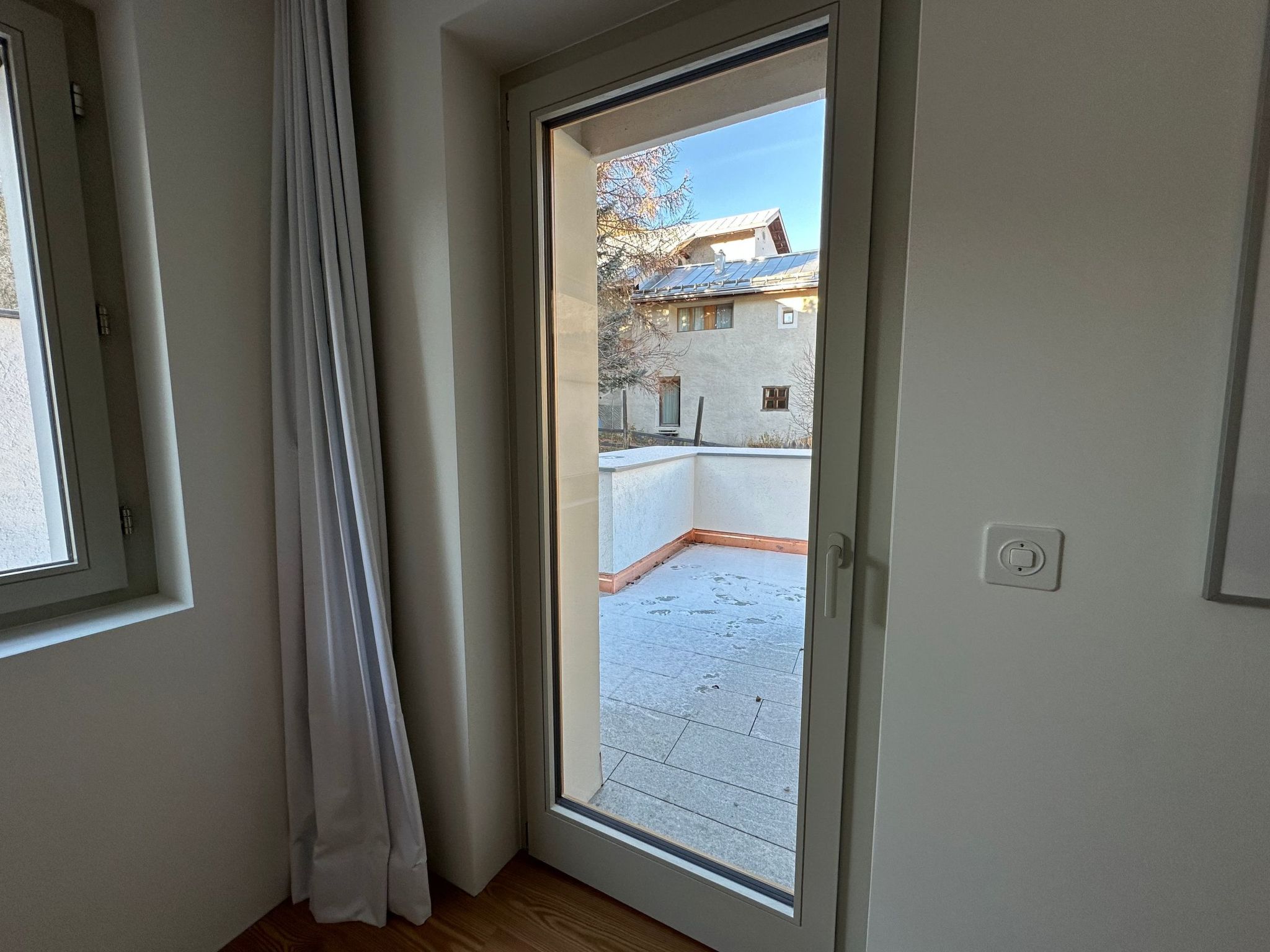 Chesa Unica - Terrassa mit Wellness - Dedans