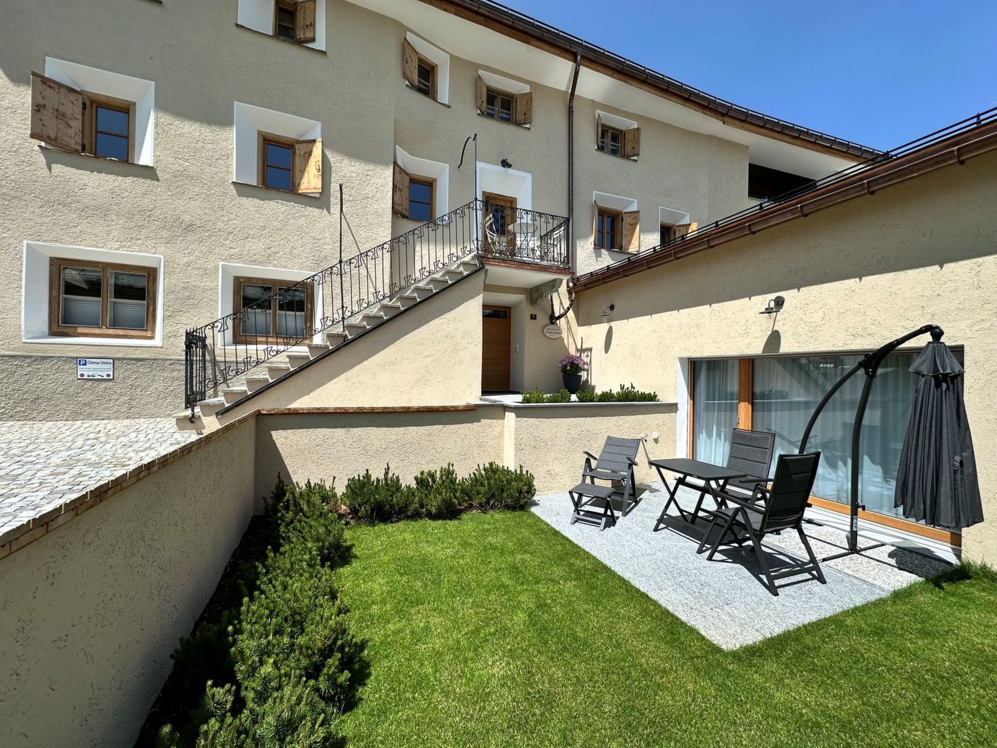 Giardin-Wohnung: Gartenidylle, Wellness und historische Eleganz - Image-tags.info