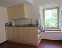Ruim chalet voor 8 personen in Zernez, direct aan skipiste en bergmeer - thumbnail 5