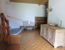 Ruim chalet voor 8 personen in Zernez, direct aan skipiste en bergmeer - thumbnail 3